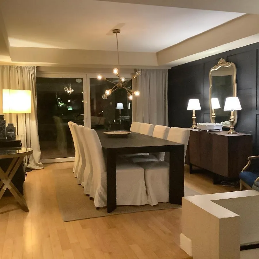 Suite Smart Vancouver Bed & Breakfast